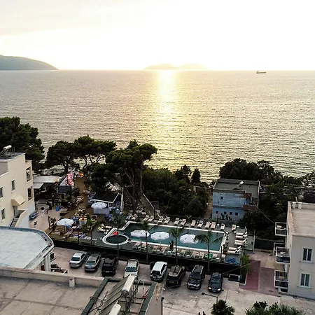 Le Palazzine ホテル 4*